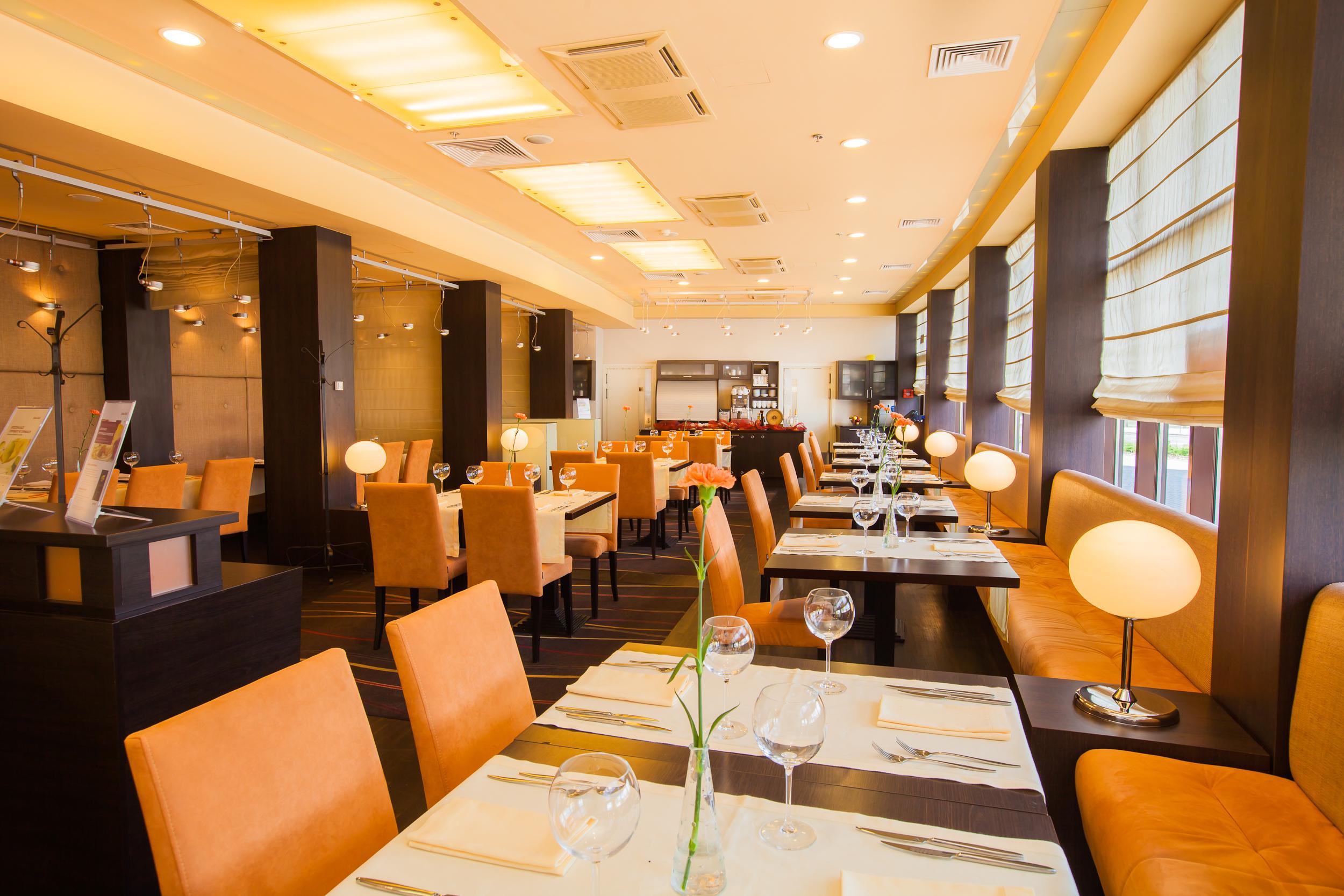 Qubus Hotel Lodz Екстериор снимка